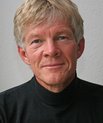 Praktiserende læge og professor Flemming Bro vil arbejde på at skabe et bindeled mellem forskning og patienters daglige møde med sundhedsvæsnet. Foto: Lars Kruse, Aarhus Universitet