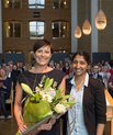 Professor Cecilia Ramlau-Hansen modtager prisen som årets ph.d.-vejleder 2017. Karthiga Thavachelvam er formand for Ph.d.-foreningen ved Health.