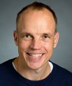 Ny klinisk professor Peter Jepsen fra Institut for Klinisk Medicin beskæftiger sig særligt med alkoholrelateret leversygdom og kræftsygdomme opstået i leveren. Foto: Mimosa Foto.